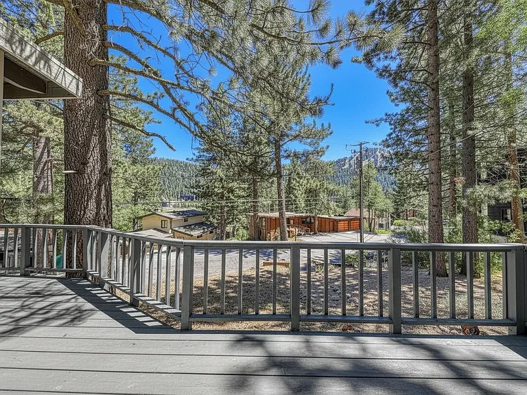 1284 Lanny Ln — Photo 28