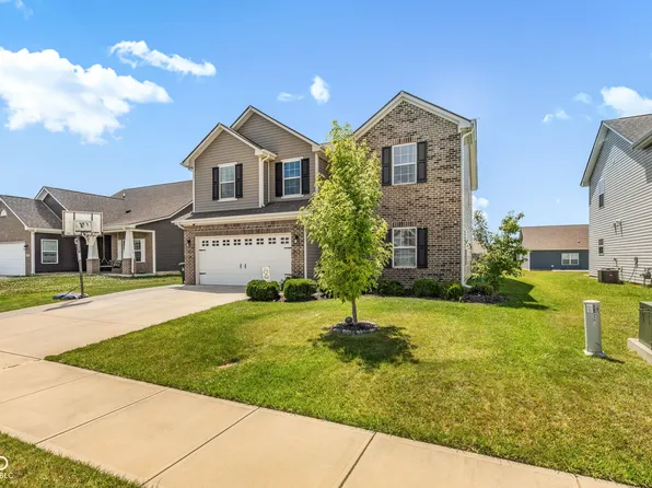 468 Tracewood Bnd, Greenfield, IN 46140