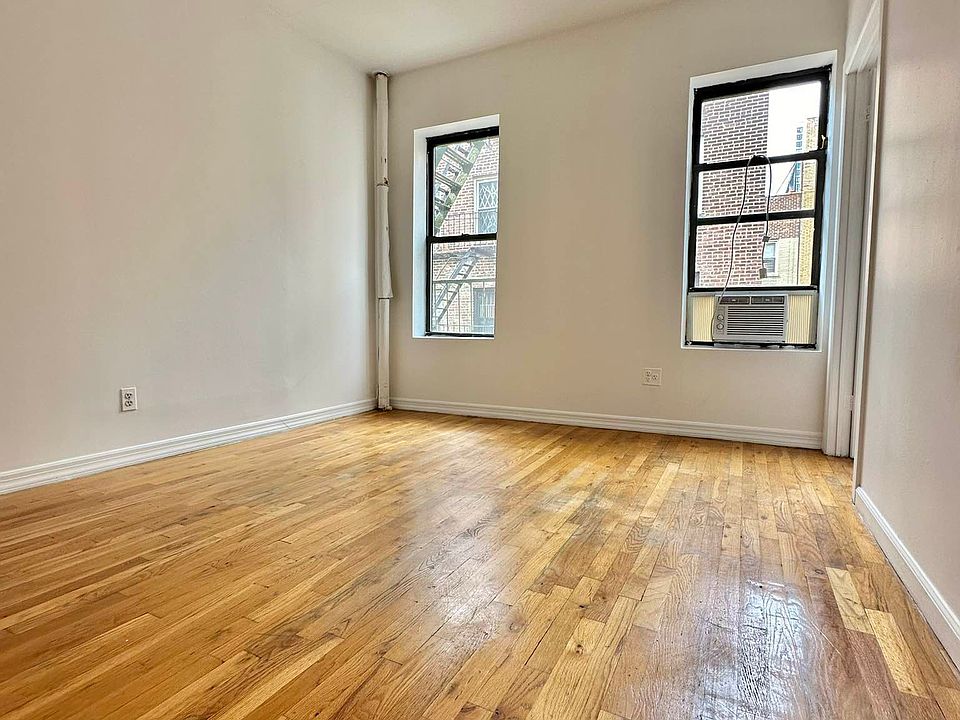 2nd image of 318 E 78th St #37