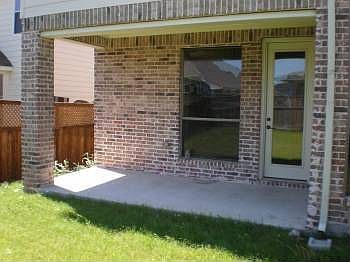 4th image of 3402 Somerset Ln