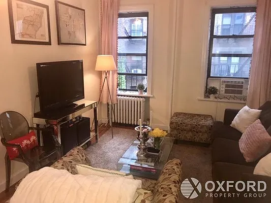 Rented by Oxford Property Group | media 11