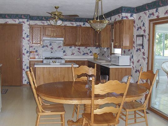 Eat in Kitchen
