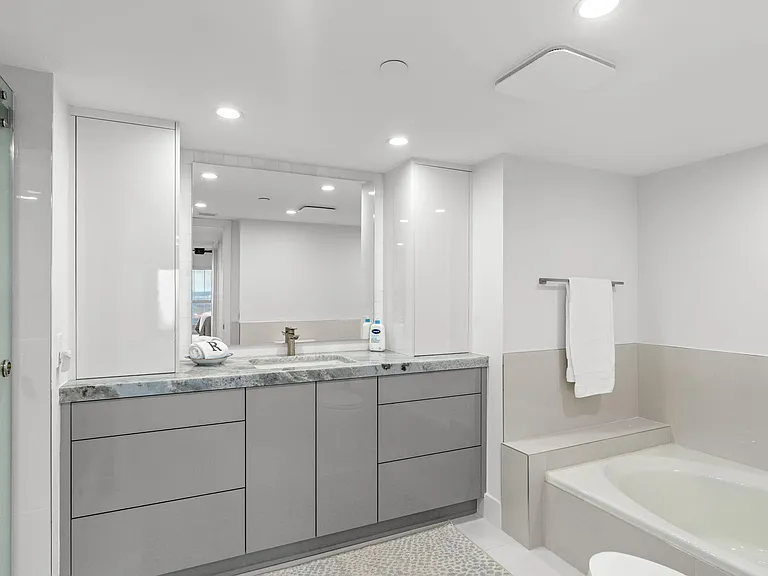 4301 N Ocean Blvd #1706 — Photo 29