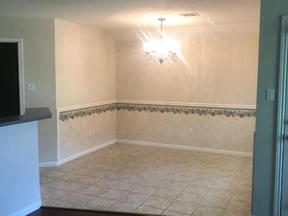 4th image of 2508 Kingsbury Dr