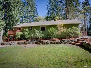7162 NE Winfred St, Suquamish, WA 98392