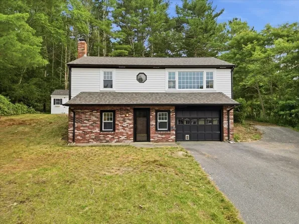 38 Davenport Rd, Plymouth, MA 02360