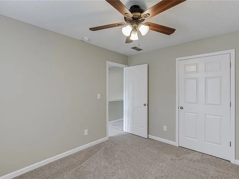 305 Leatherman Ct — Photo 35