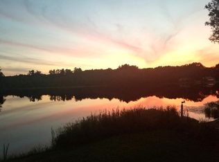 36 4th St, Kingston, NH 03848