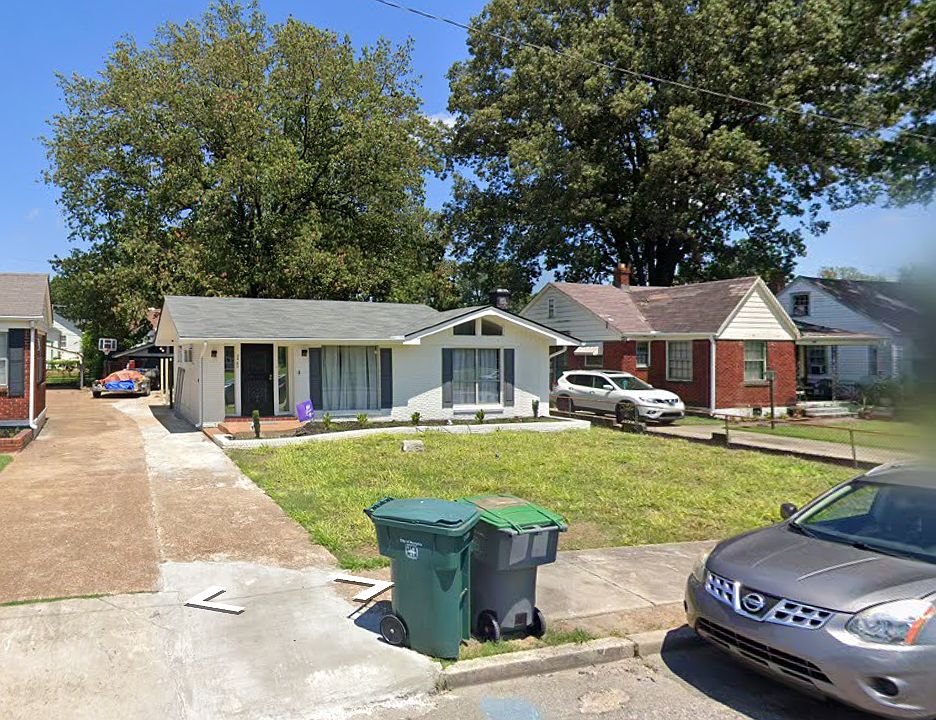 1st image of 2460 Arlington Ave