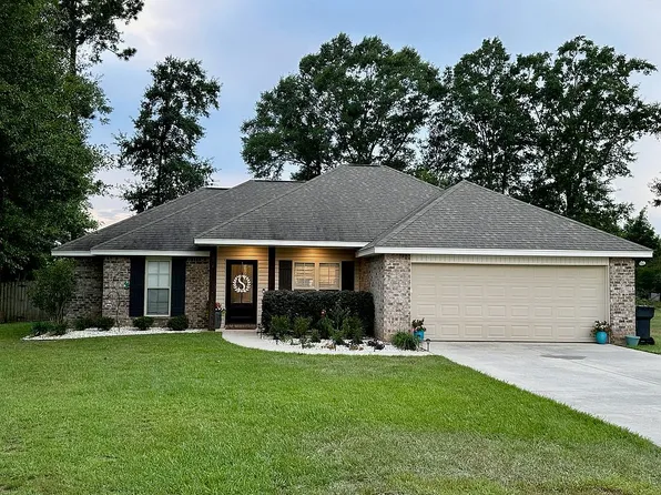 142 Lost Orchard Dr, Purvis, MS 39475