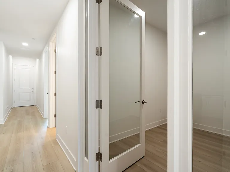 400 150th Ave #501 — Photo 16
