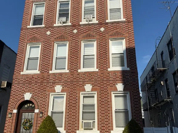 1425 East 5th Street image 1 of 17