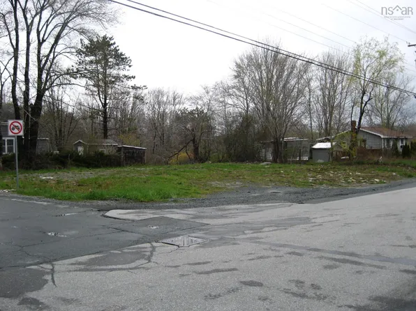 144 Old Port Mouton Rd, Queens, NS B0T 1G0