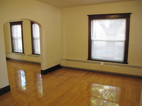 4th image of 480 E 300 S APT 1
