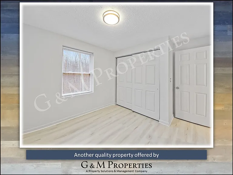 44 Chester Ave — Photo 23
