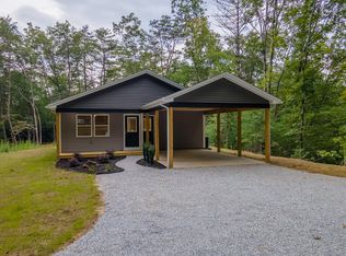145 Rosewood Dr, Franklin, NC 28734