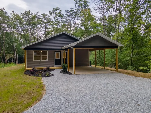 145 Rosewood Dr, Franklin, NC 28734