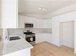 412 Vassar Ln, Las Vegas, NV 89107