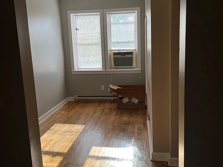 161 E New Hampshire Ave #4 — Photo 5
