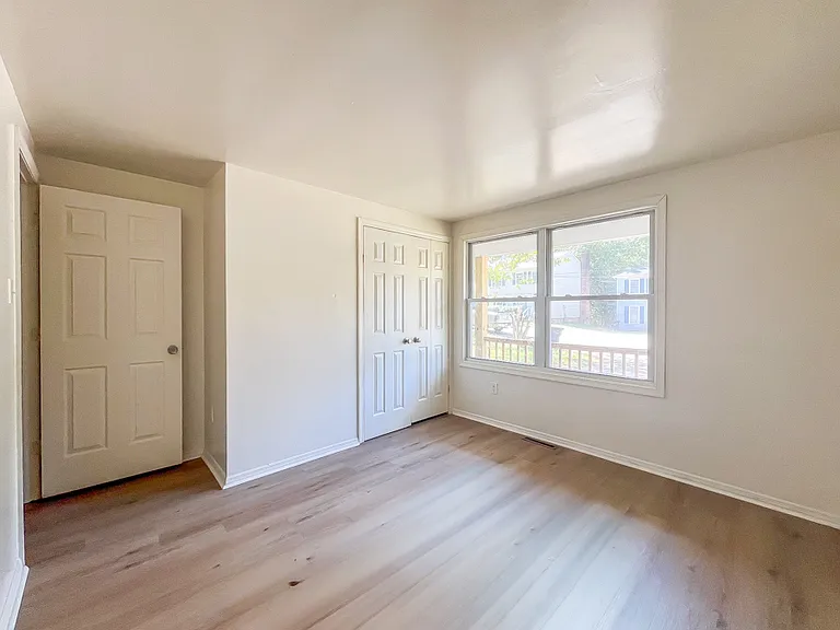 7 Fox Hill Dr #7 — Photo 8