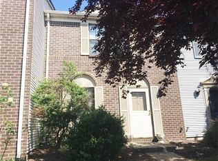 181 Hampshire Ct, Piscataway, NJ 08854