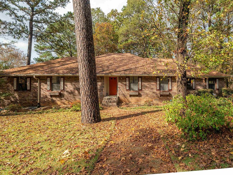 1st image of 10 Ivy Cir