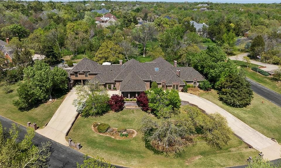 1st image of 4013 Oakdale Farm Cir