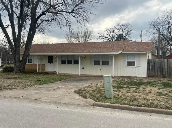 709 N Montgomery St, Sedan, KS 67361