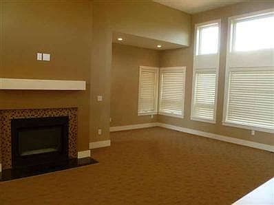 2nd image of 3524 Dunlop Ave