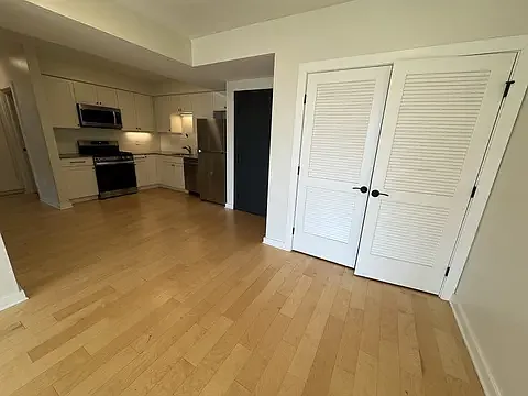 2 bed, 815 sqft, $2,950 — Photo 4