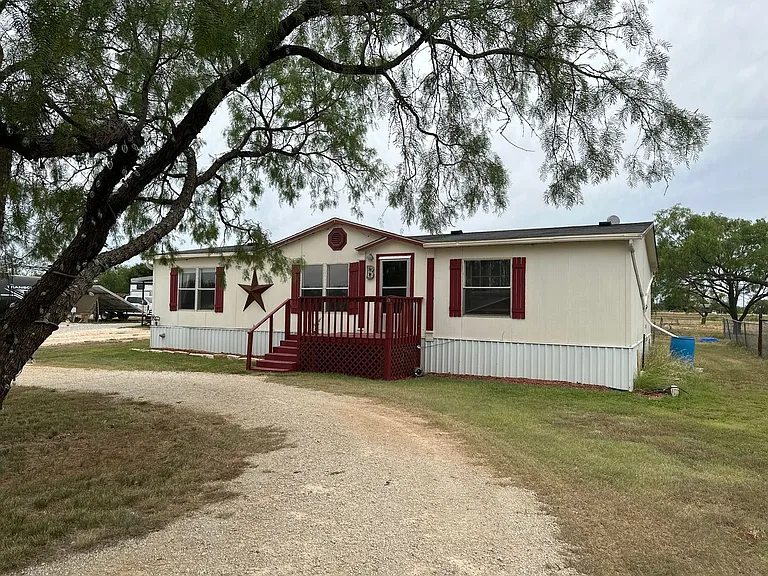 20082 County Road 304 — Photo 1