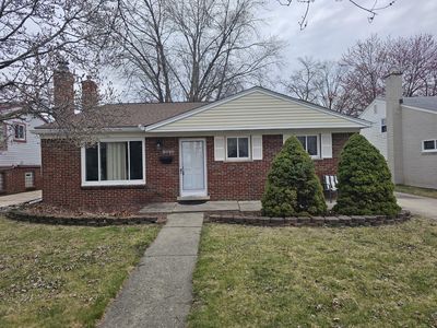 8640 Donna St, Westland, MI, 48185