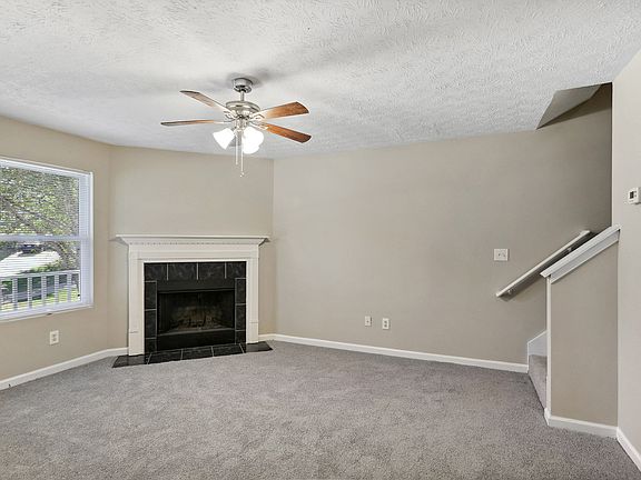 3rd image of 5928 Heavenwood Dr SE