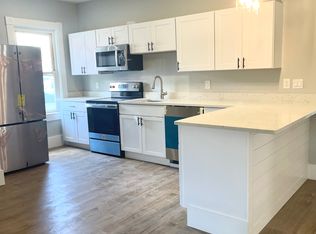 8 Pond St APT 1, Worcester, MA 01604