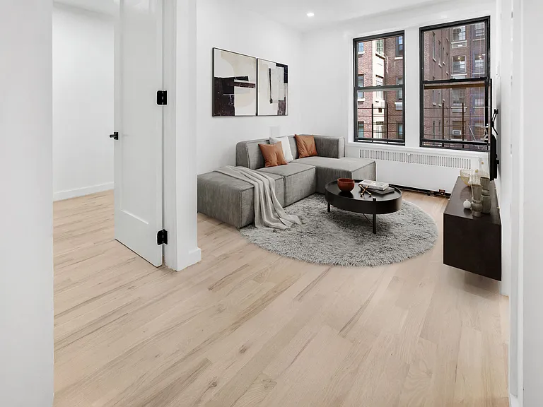 529 E 85th St #1D — Photo 1