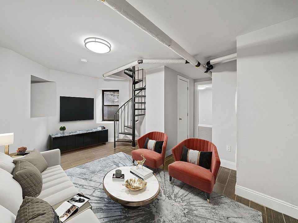 1st image of 454 W 22nd St #1S