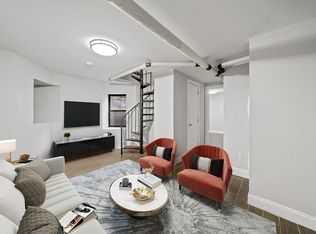 454 W 22nd St #1S, New York, NY 10011