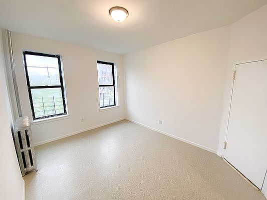 5th image of 578 E 139th St #4W