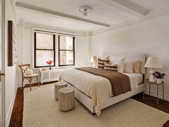 308 East 79th Street image 6 of 9