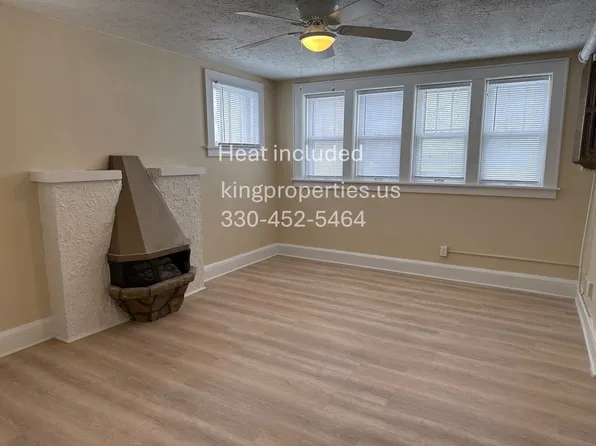 1653 Woodland Ave NW, Canton, OH