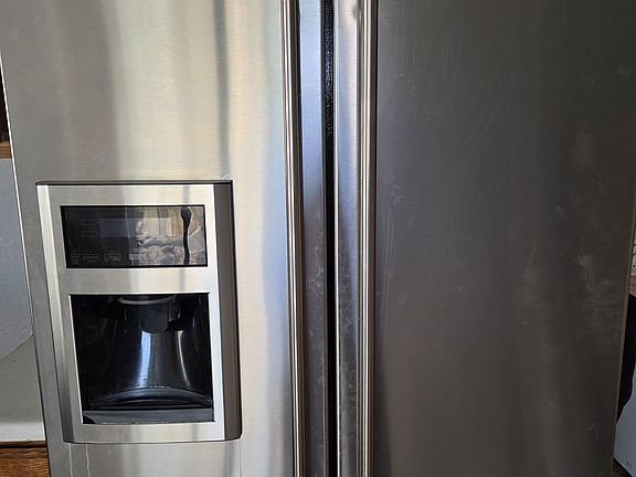 4th image of 10825 Central Park Dr NE