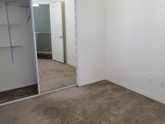 5th image of 5404 W 149th Pl Unit 17
