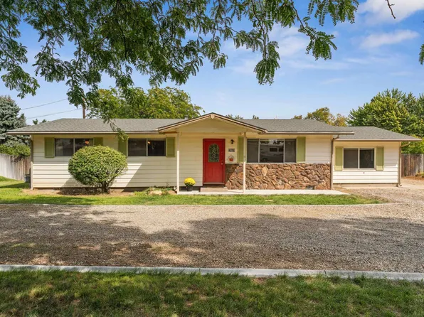 2300 Mountain View Dr, Emmett, ID 83617