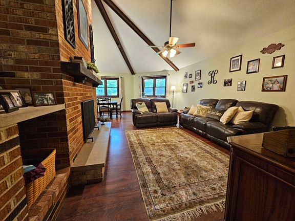 5th image of 3686 Westwind Dr