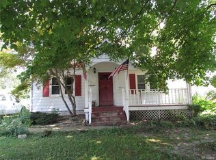 301 Sheridan St, Bethalto, IL