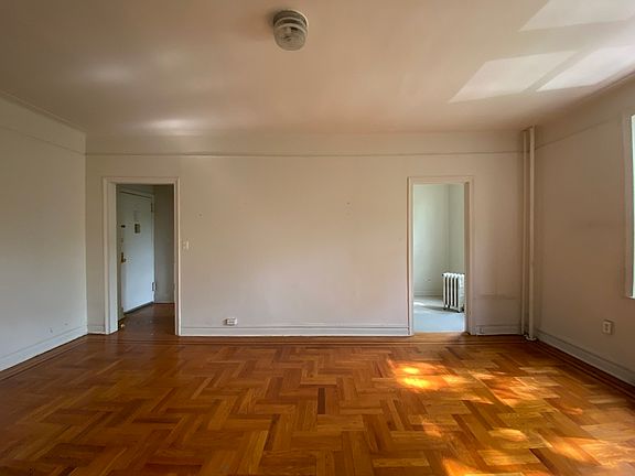 5th image of 80-15 Grenfell St #Ee9