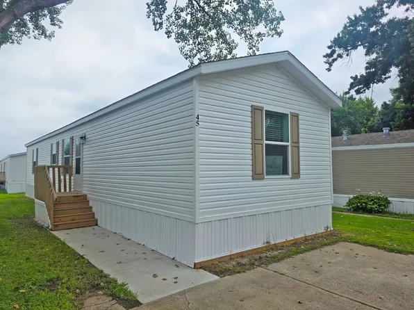 781 W Walcott Rd Lot 45, Walcott, IA 52773