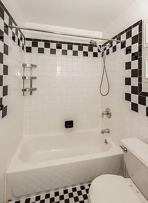 Rented by Compass | media 14