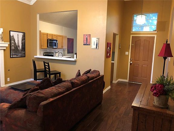4th image of 4809 N Cascades St