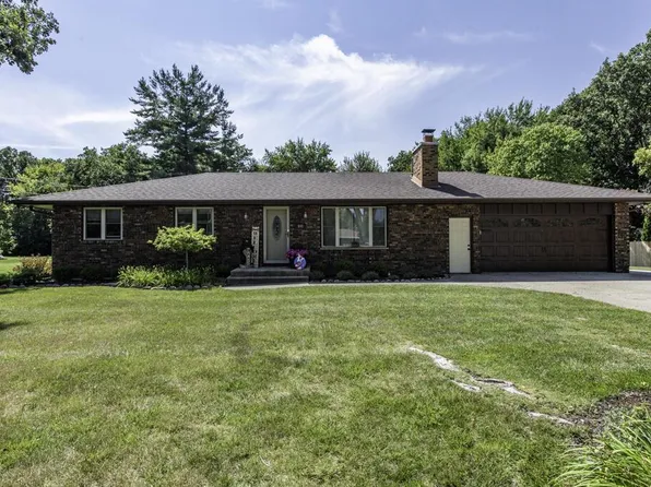 895 School STREET, Silver Lake, WI 53170